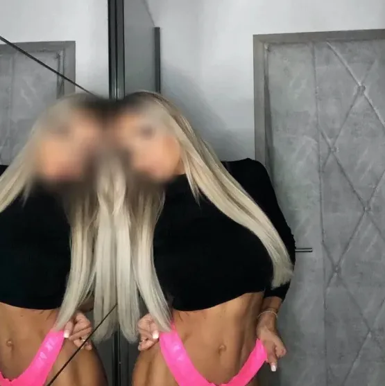 Aylin, 29