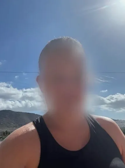 Büsra, 37