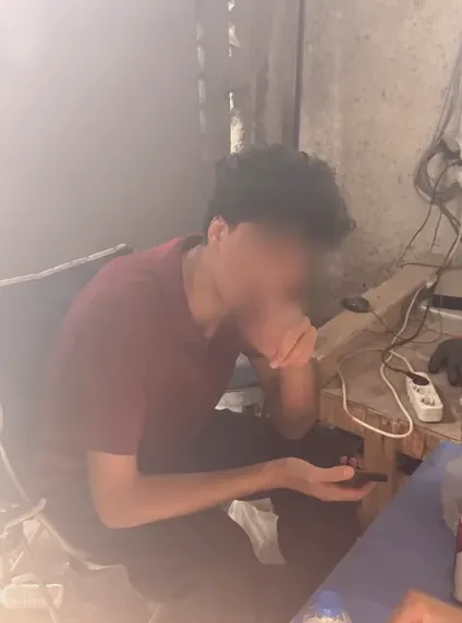Mira, 21