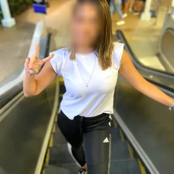 Rebecca, 36